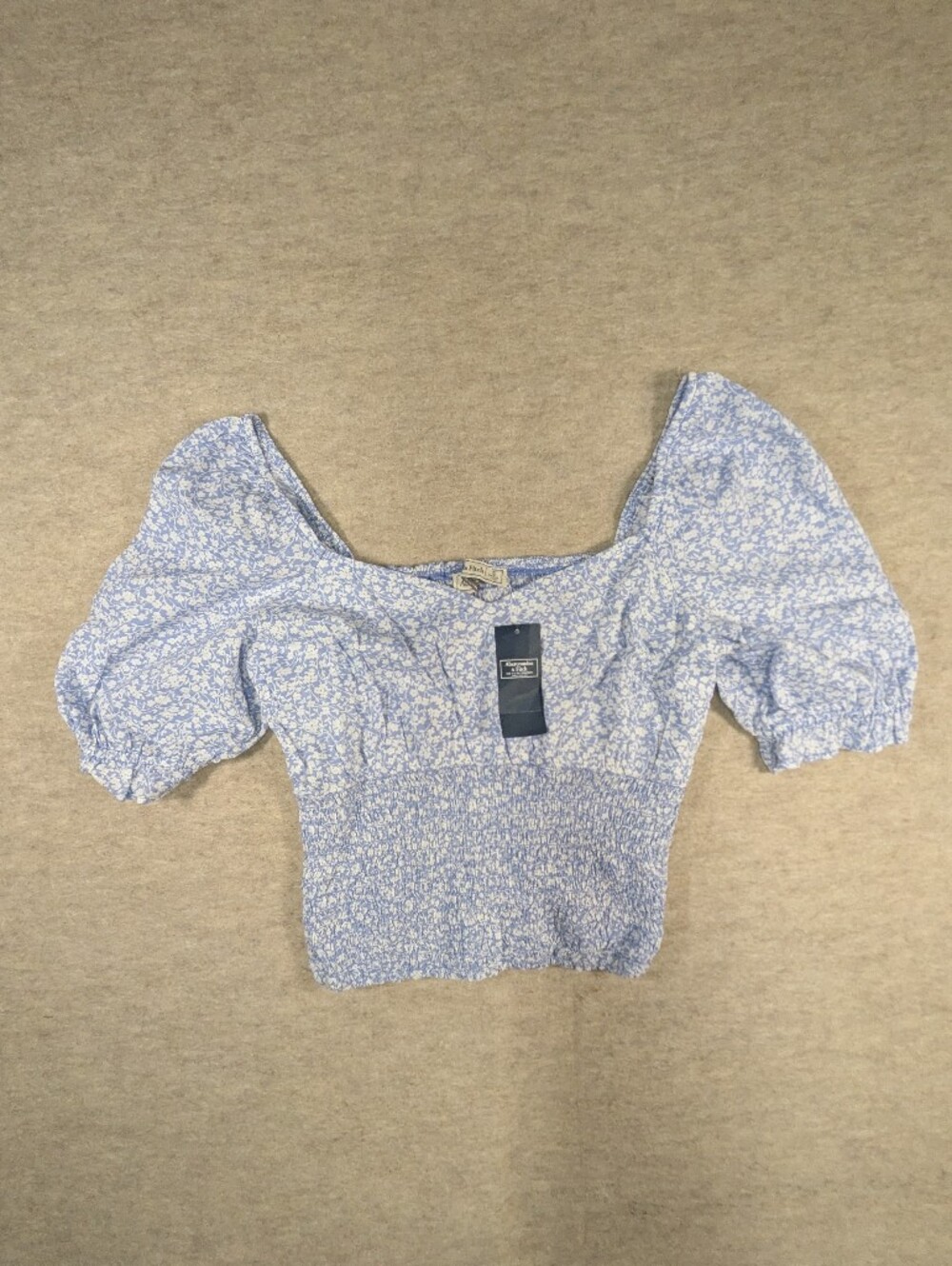 NEW! A&F Fitch Light Blue Floral Puff Sleeve Smocked Crop Top Summer Girly Small